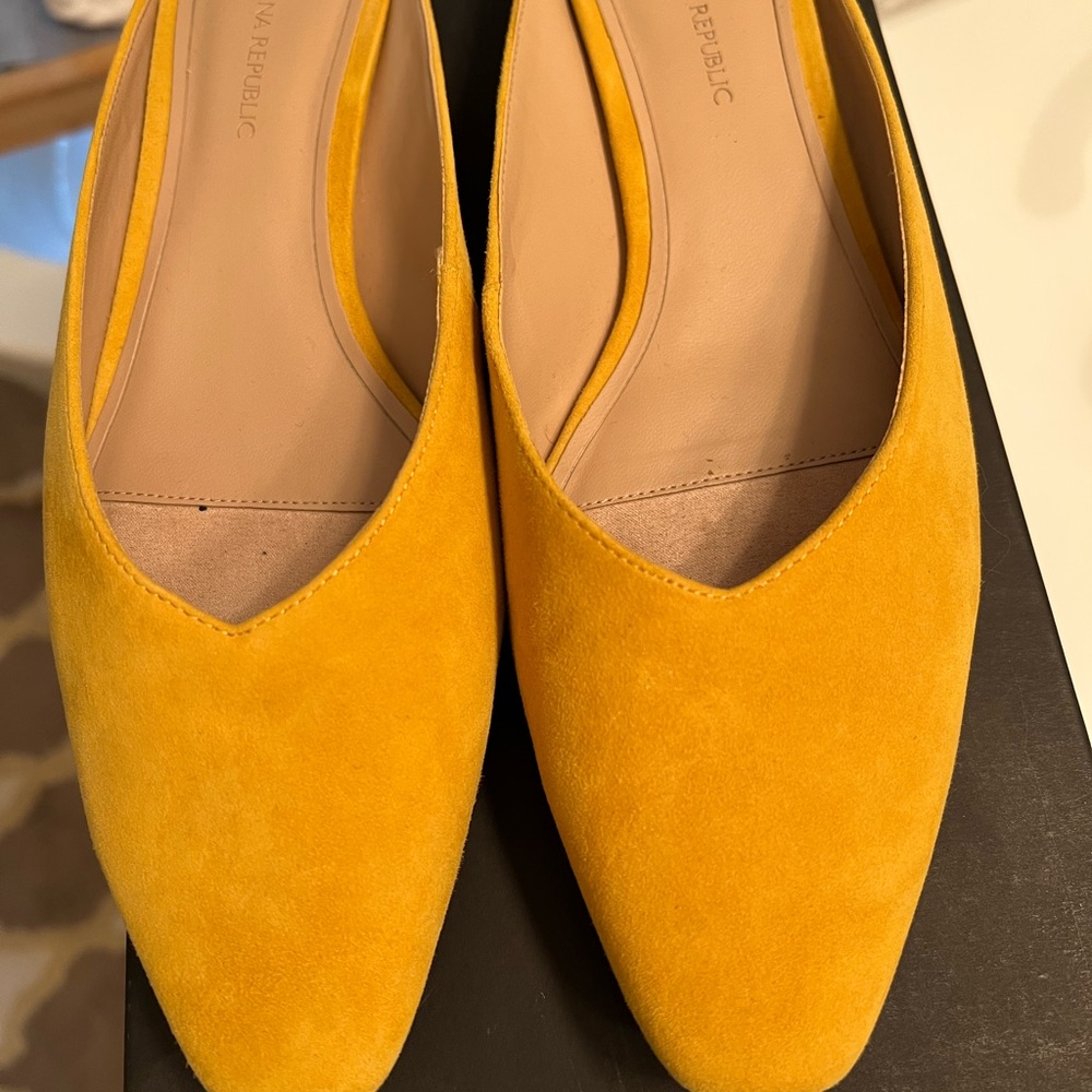 Banana Republic Easy Mule